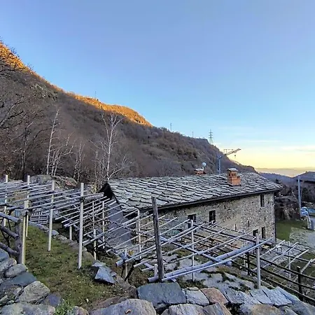 Al Vecchio Torchio Oda ve Kahvaltı Settimo Vittone